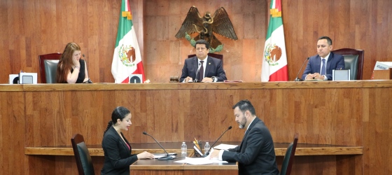 LA SALA REGIONAL GUADALAJARA DEL TEPJF ORDENA EXPEDIR CREDENCIAL PARA VOTAR CON FOTOGRAFÍA