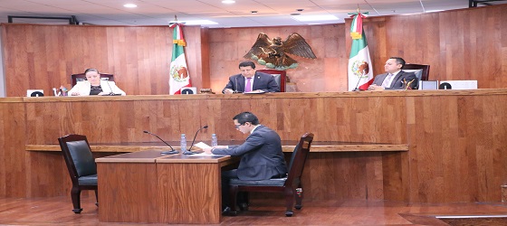 LA SALA REGIONAL GUADALAJARA REVOCA NEGATIVA DE EXPEDICIÓN DE CREDENCIAL PARA VOTAR EN JALISCO