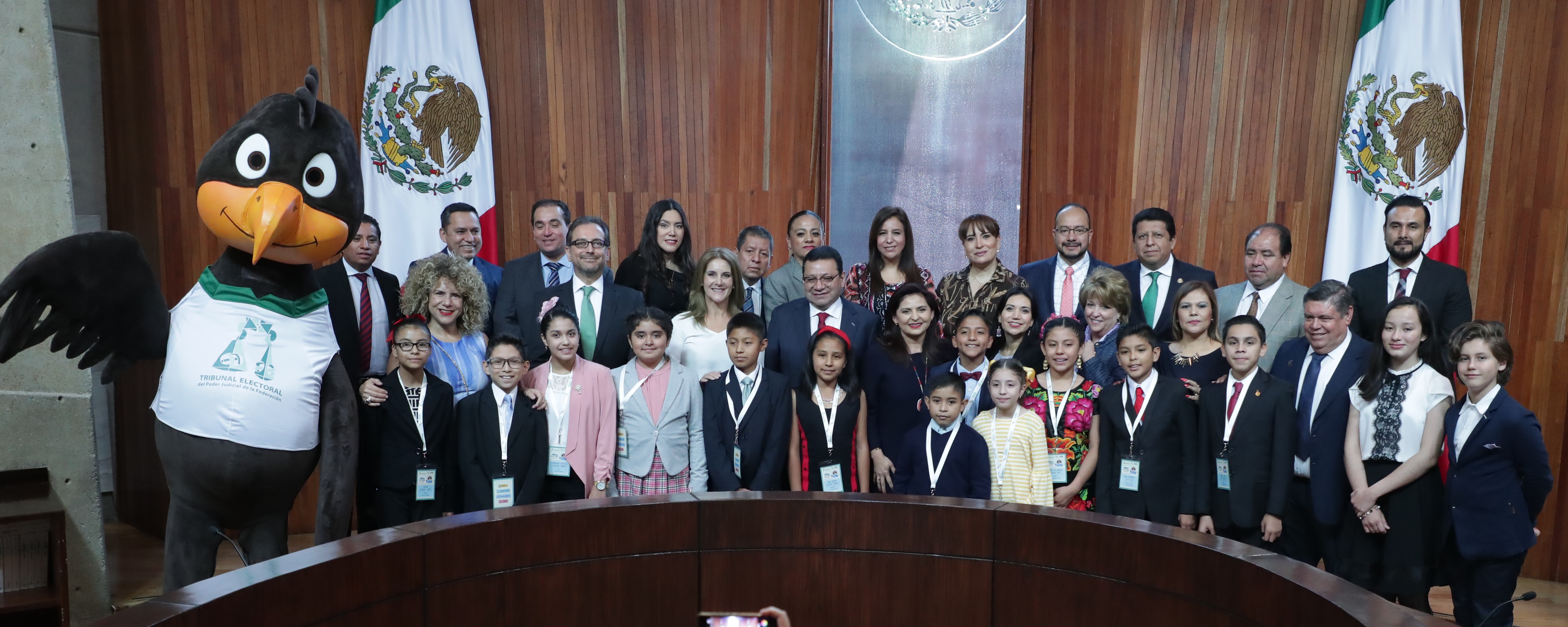 Celebra TEPJF Día del Niño y la Niña con sesión del Tribunal Electoral Infantil