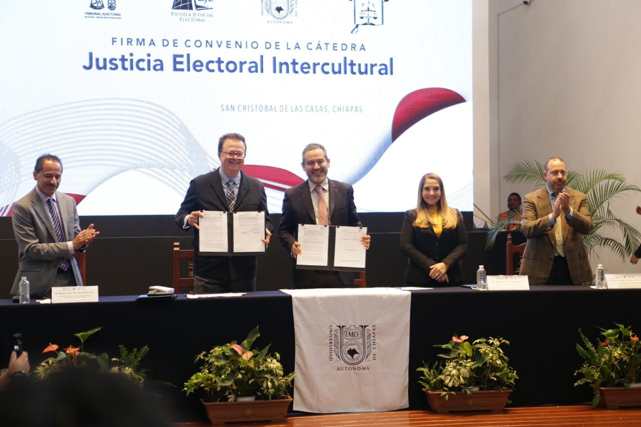 El TEPJF y la Universidad Autónoma de Chiapas firman convenio para que estudiantes cursen la Cátedra Justicia Electoral Intercultural