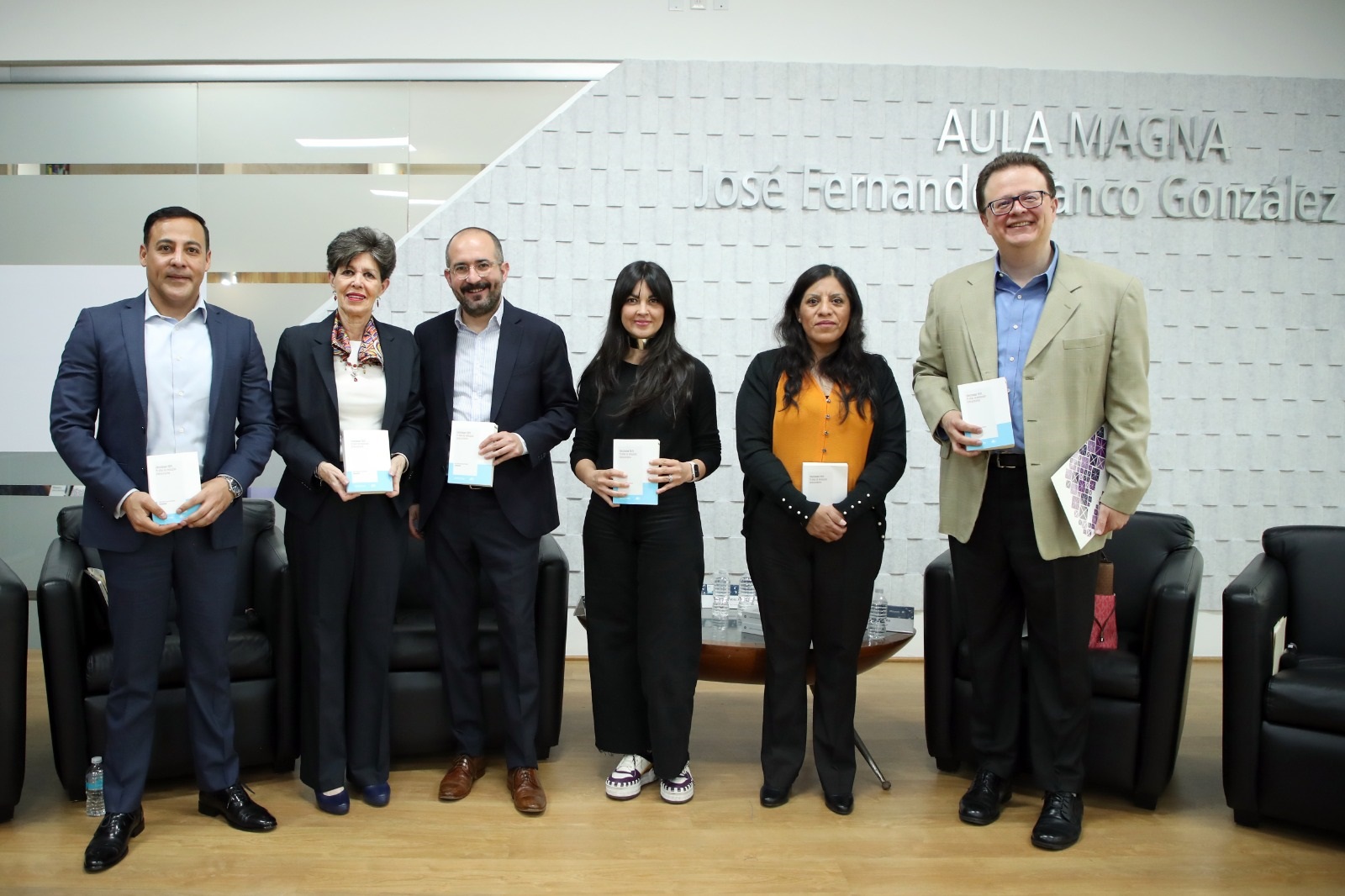 La Escuela Judicial Electoral del TEPJF presentó libro que analiza las principales sentencias de los procesos comiciales federal y locales 2020-2021