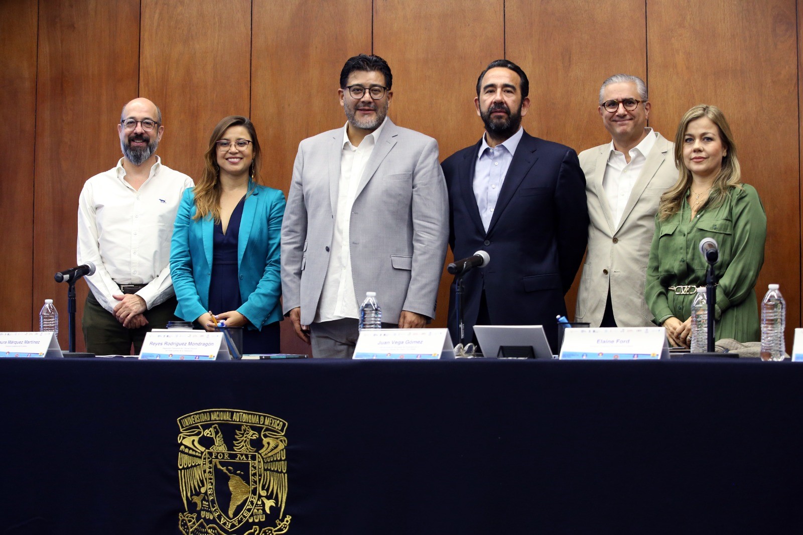 El desafío para los tribunales electorales reside en lograr un equilibrio en el <br />
debate público entre la libertad de expresión y el derecho a la información<br />