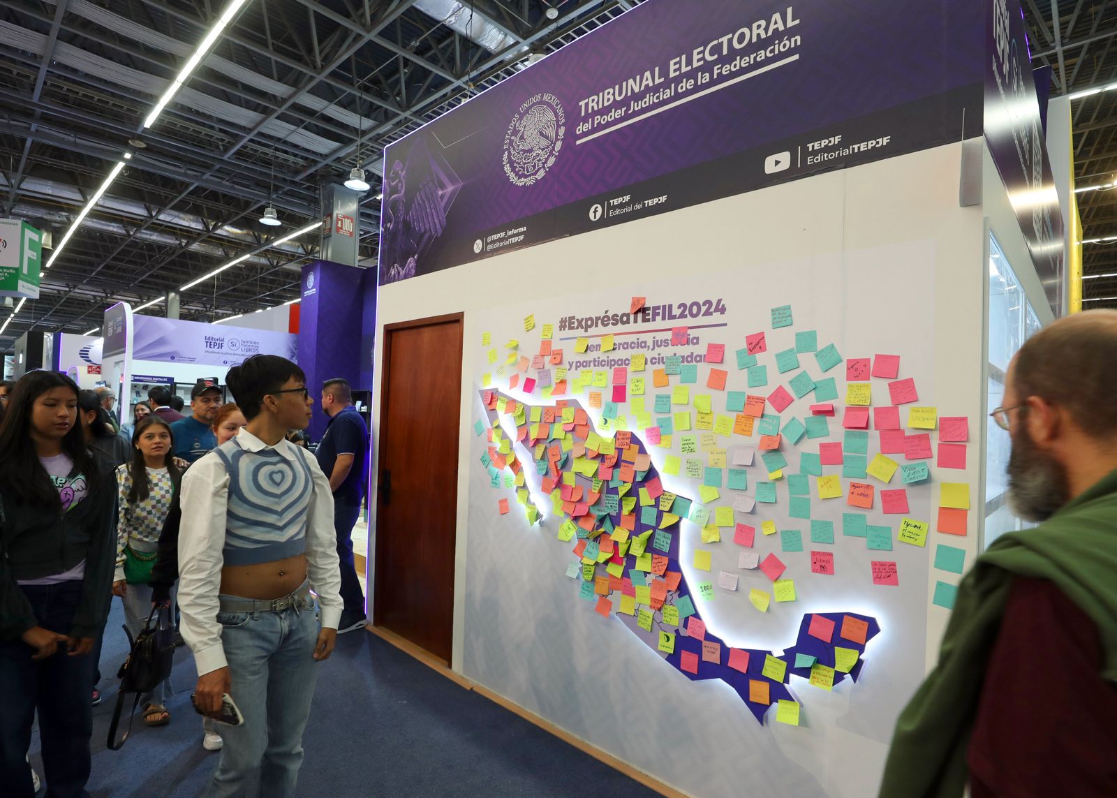 El TEPJF presentó 26 novedades editoriales en la Feria Internacional del Libro de Guadalajara 2024