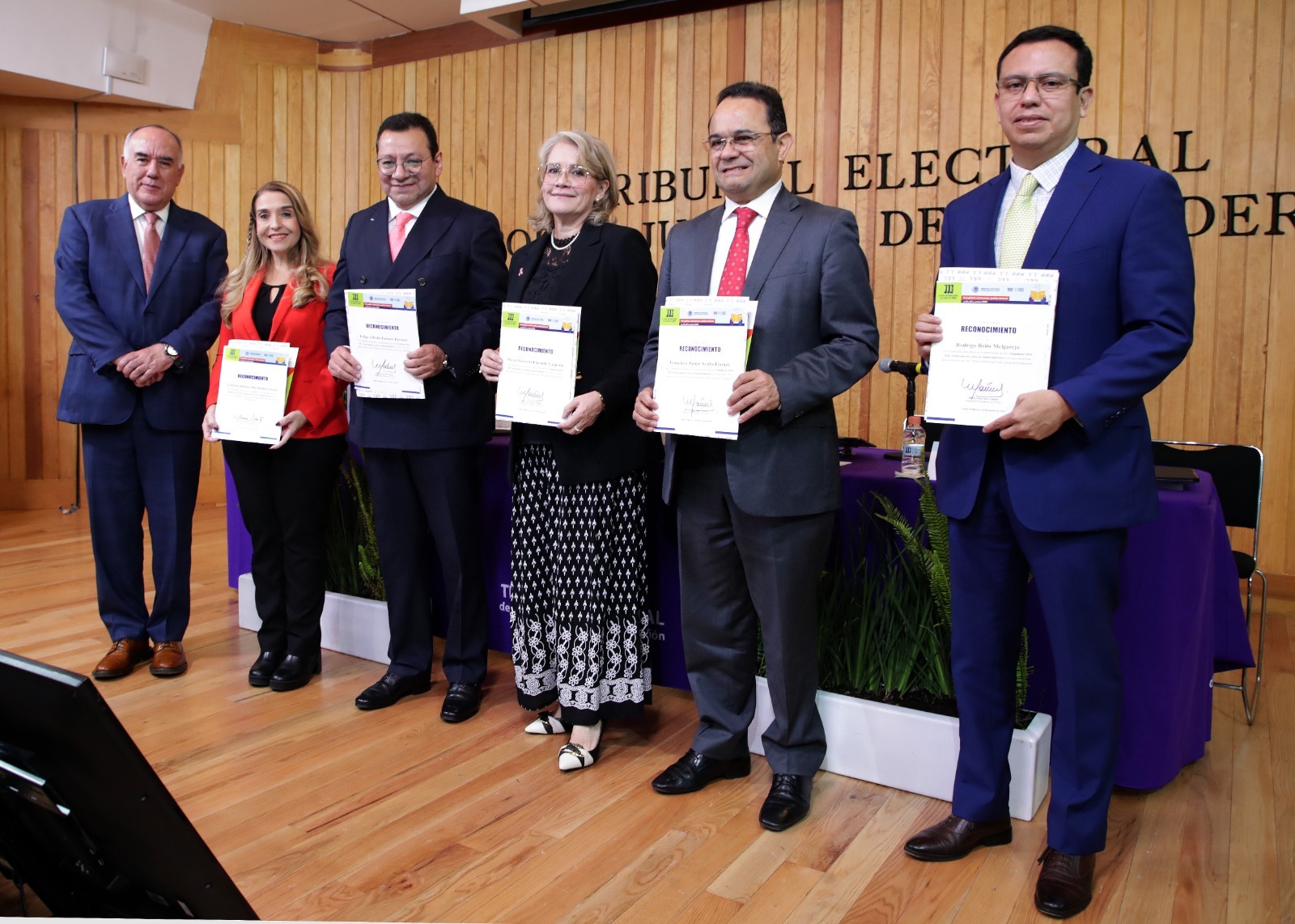 “Compilación 2014-2024. Jurisprudencia y tesis en materia electoral”: El compromiso del Tribunal Electoral con la legalidad y equidad en la jurisprudencia electoral presentada por Fuentes Barrera