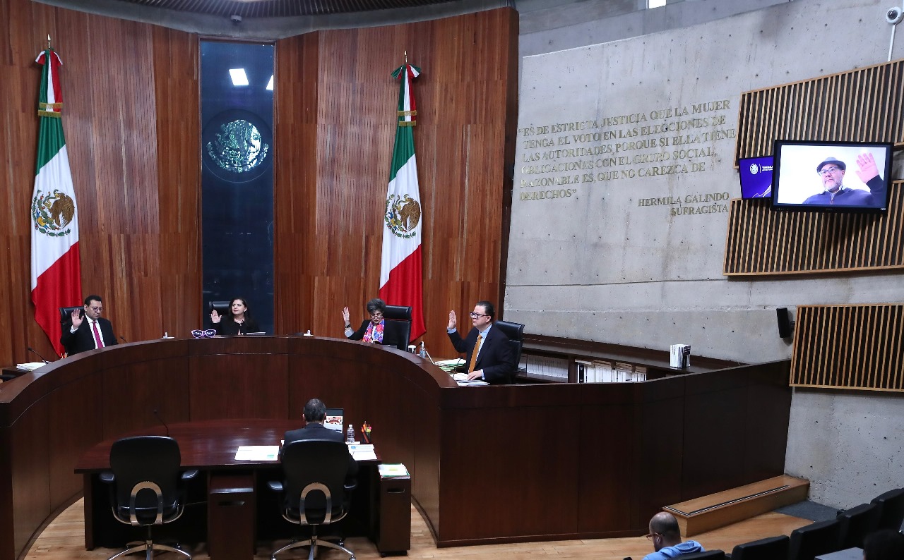 La Sala Superior confirmó que controversias sobre suscripción de contratos y convenios en ayuntamientos no son cuestiones de naturaleza electoral