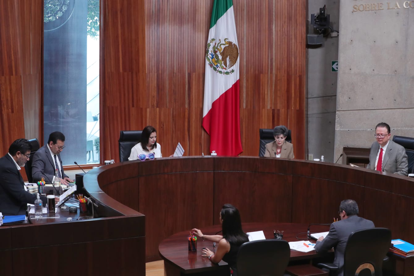 La Sala Superior del TEPJF confirmó la sentencia de la Sala Regional Especializada  que acreditó la existencia del uso de símbolos religiosos en propaganda  electoral de precampaña atribuida al gobernador de Nuevo León