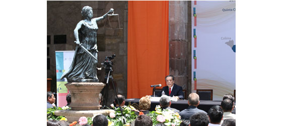 LEONEL CASTILLO GONZÁLEZ AGRADECE EL CAMINAR DE SU TRAYECTORIA Y PRESENTA CONFERENCIA MAGISTRAL DE ÉTICA JUDICIAL A TRAVÉS DEL SEMINARIO PERMANENTE DE ÉTICA JUDICIAL