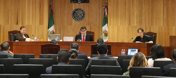 ORDENA LA SALA REGIONAL TOLUCA DEL TEPJF LA TOMA DE PROTESTA DEL PRESIDENTE MUNICIPAL SUPLENTE DEL AYUNTAMIENTO DE VALLE DE CHALCO, ESTADO DE MÉXICO.