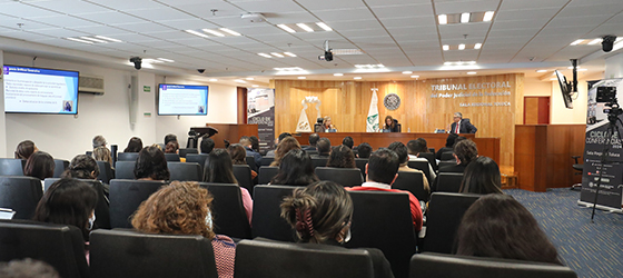 SALA REGIONAL TOLUCA RECIBIÓ LA VISITA DE LA DRA. MARÍA SOLANGE MAQUEO RAMÍREZ, DIRECTORA DE LA FACULTAD DE DERECHO DE LA UNIVERSIDAD LA SALLE, MÉXICO, QUIEN IMPARTIÓ LA CONFERENCIA MAGISTRAL “INTELIGENCIA ARTIFICIAL EN EL DERECHO. PERSPECTIVAS DESDE LA REGULACIÓN”.