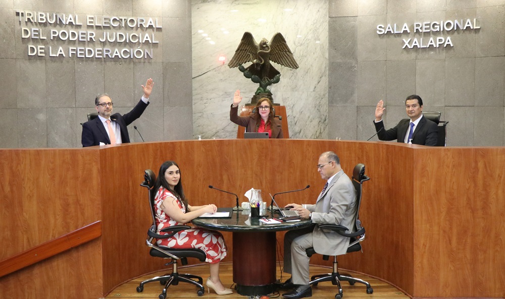 LA SALA REGIONAL XALAPA CONFIRMÓ LA VALIDEZ DE LAS ELECCIONES MUNICIPALES DE SANTA MARÍA JACATEPEC, SALINA CRUZ Y DE HEROICA CIUDAD DE HUAJUAPAN DE LEÓN, DEL ESTADO DE OAXACA