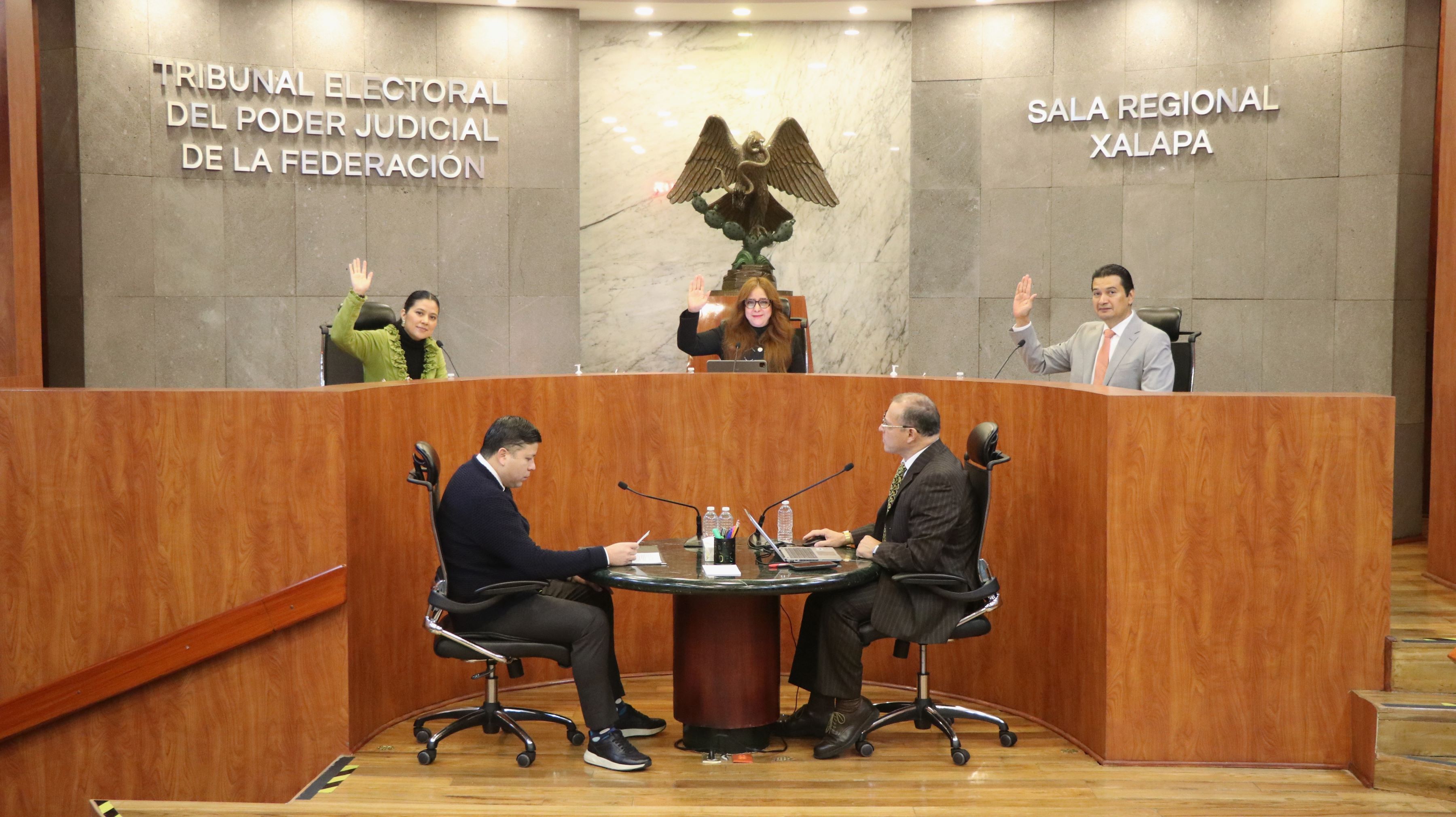 LA SALA REGIONAL XALAPA MODIFICÓ LA SENTENCIA DEL TEV RELATIVA AL ACUERDO DE PARIDAD DE GÉNERO EMITIDO POR EL OPLEVER PARA EL PROCESO ELECTORAL LOCAL ORDINARIO 2024-2025